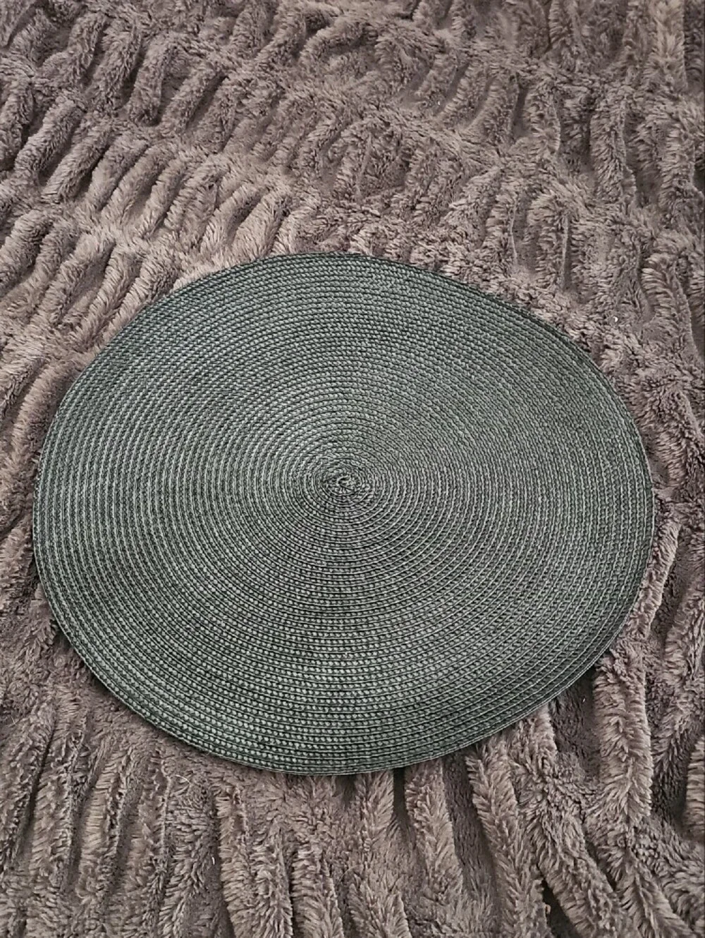 Mikasa Black Round Woven Placemats - Set of 6